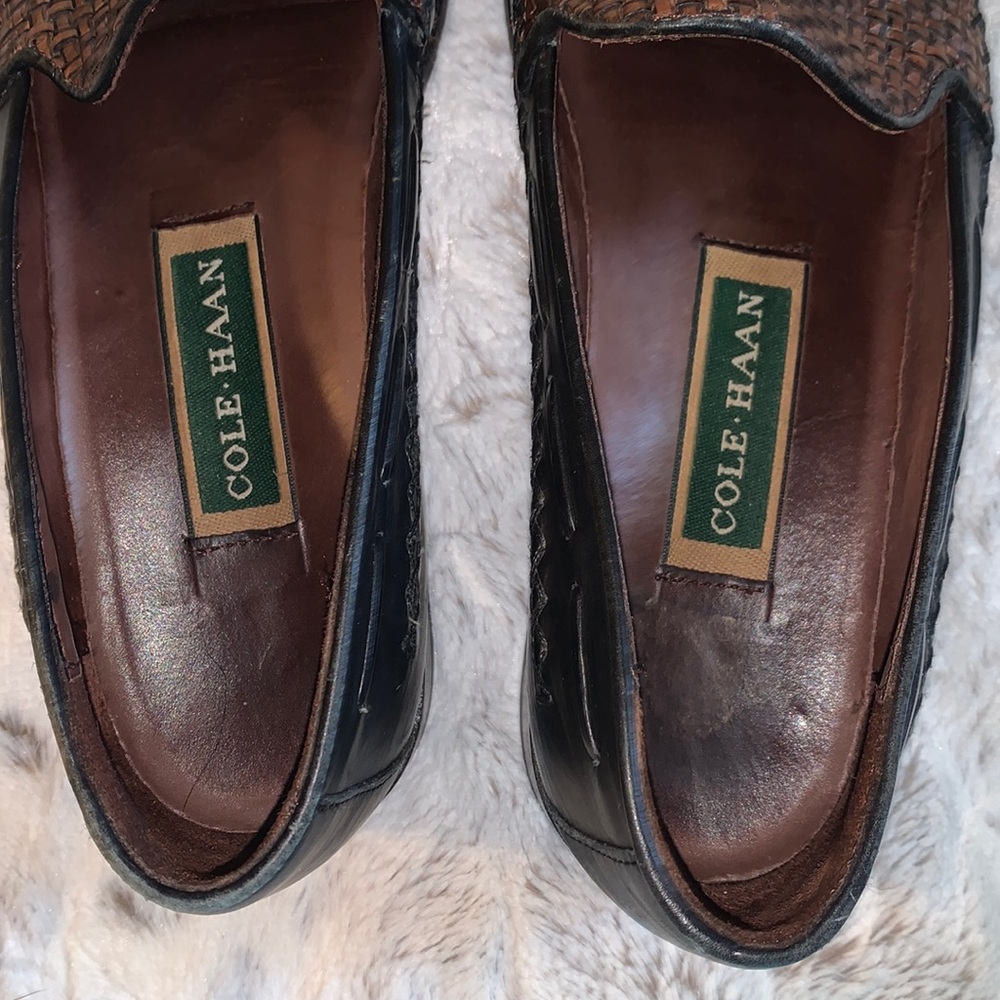 Vintage? Women’s Cole Haan Brown & Black Leather Loafers - Picture 5 of 16